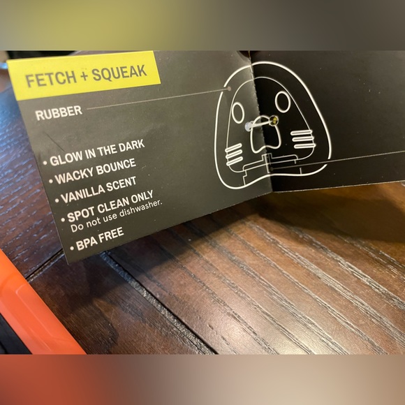 Bark Box Super Chewer Glow In The Dark Medium 20+ lbs Scary Gary Dog Toy,, NWT - Picture 2 of 6